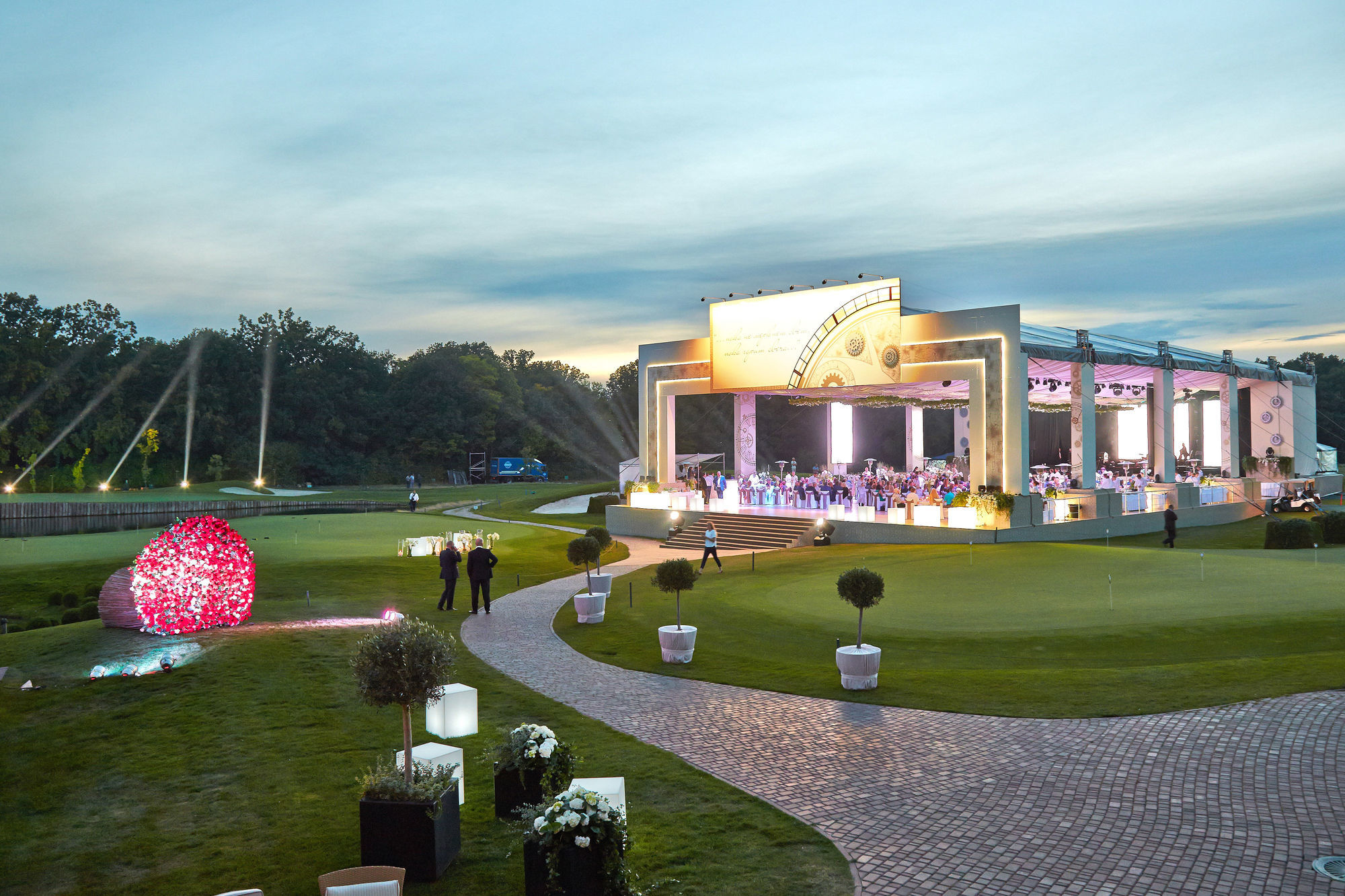 Superior Golf And Spa Resort Carcóvia Exterior foto